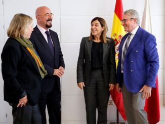 El Gobierno colaborará con la Asociación Española Contra el Cáncer en la creación de un espacio de atención a pacientes vinculado a la integración de Valdecilla en la Red de Centros Oncológicos de la UE